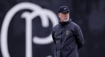 145901,apos-derrota-no-paulistao-corinthians-demite-tecnico-mano-menezes-3