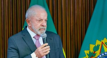 181300,brasil-e-um-dos-menos-afetados-pela-maluquice-da-guerra-contra-ira-diz-lula-3