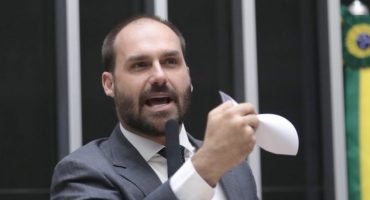 182719,nao-e-caro-para-padroes-de-hollywood-diz-eduardo-sobre-investimentos-para-filme-de-bolsonaro-3