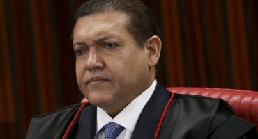 183644,nunes-marques-barra-divulgacao-de-pesquisa-que-apontava-desgaste-de-flavio-bolsonaro-3