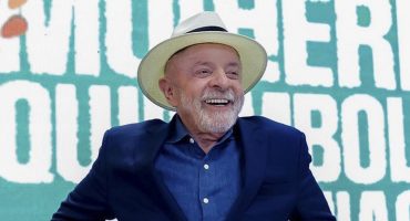 183858,lula-conclui-radioterapia-apos-retirada-de-cancer-de-pele-e-diz-estar-curado-3