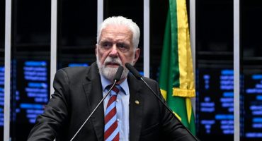 184153,sigo-lider-do-governo-e-candidato-ao-senado-diz-wagner-apos-denuncias-3
