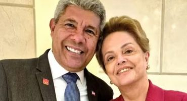 184721,jeronimo-concede-maior-honraria-da-bahia-a-ex-presidente-dilma-rousseff-3