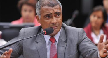 184868,justica-manda-descontar-5-do-salario-de-romario-apos-ofensas-a-ex-presidente-da-cbf-3