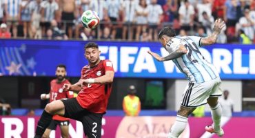 185054,egito-acusa-arbitragem-de-interferir-na-derrota-para-a-argentina-veja-os-lances-polemicos-3