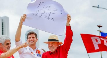 188892,nao-e-correto-gastar-o-que-nao-tem-pra-tentar-ganhar-o-que-nao-existe-diz-lula-ao-criticar-bets-3