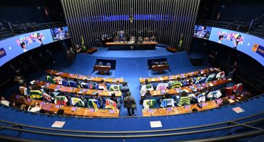 189750,senado-pode-votar-fim-da-escala-6x1-em-dois-turnos-nesta-quarta-3