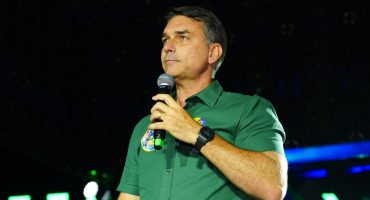 190435,flavio-bolsonaro-rejeita-resultado-pede-anulacao-da-eleicao-e-contesta-decisao-do-stf-3