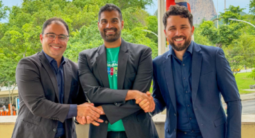 Na foto: Mário Galinho, Anjoum Noorani e Ércio Chaves