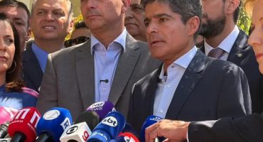 acm-neto-declara-apoio-a-flavio-bolsonaro-no-segundo-turno-das-eleicoes-3442958-article