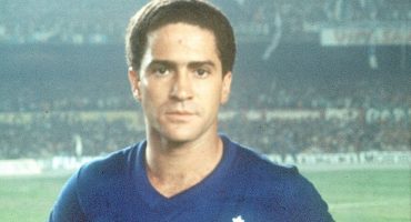 Palhinha, jogador do Cruzeiro, em partida realizada em 1976 Acervo/Gazeta Press